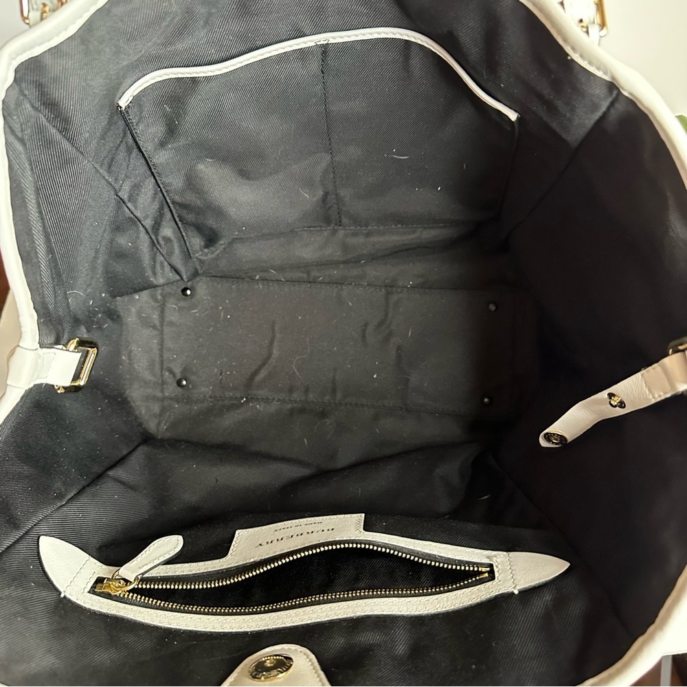 Burberry White Leather & Beige Nova Check Tote - Picture 8 of 15